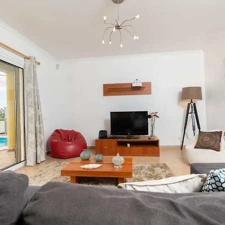 Semesterbostad The Blue Pearl-villa Paul