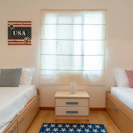 The Blue Pearl-villa Paul Calheta (Madeira)