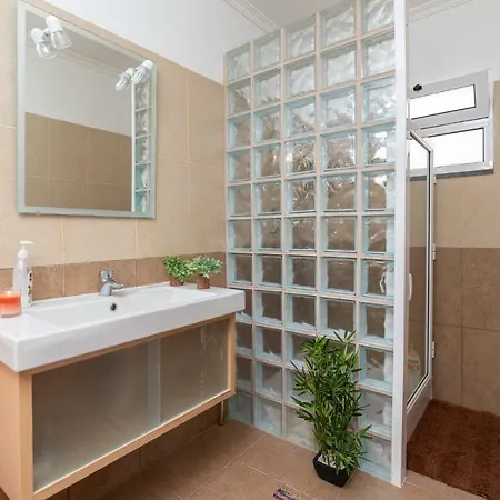 The Blue Pearl-villa Paul * Calheta (Madeira)