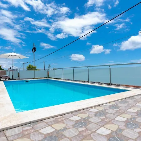 The Blue Pearl-villa Paul Ferienhaus Calheta (Madeira)