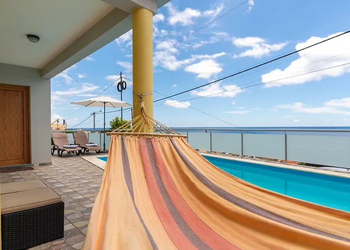 Ferienhaus The Blue Pearl-villa Paul Calheta (Madeira)