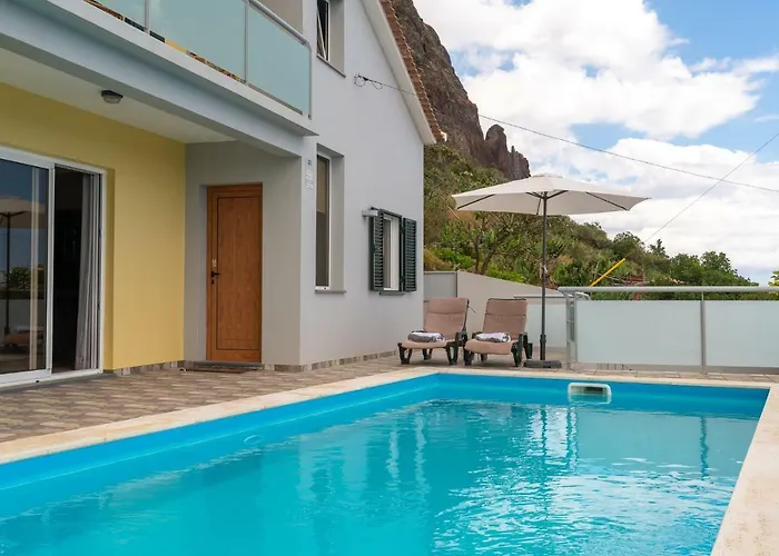 The Blue Pearl-villa Paul * Calheta (Madeira)