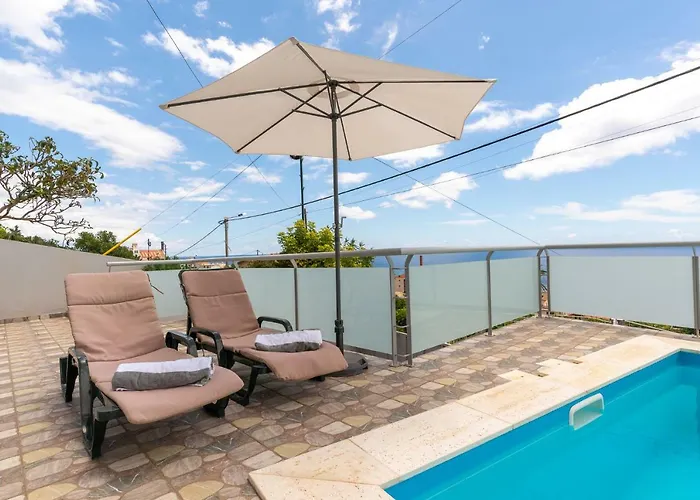 The Blue Pearl-villa Paul Calheta (Madeira)