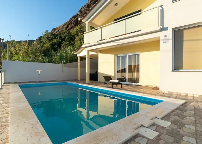 The Blue Pearl-villa Paul * Calheta (Madeira)